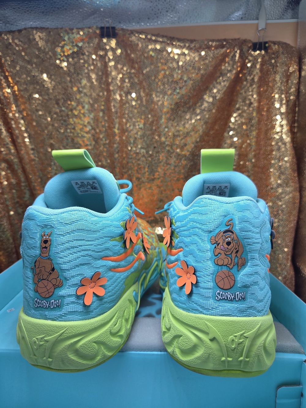 Puma Scooby-Doo Collector Box - Turquoise & Lime Accents - Picture 8 of 11